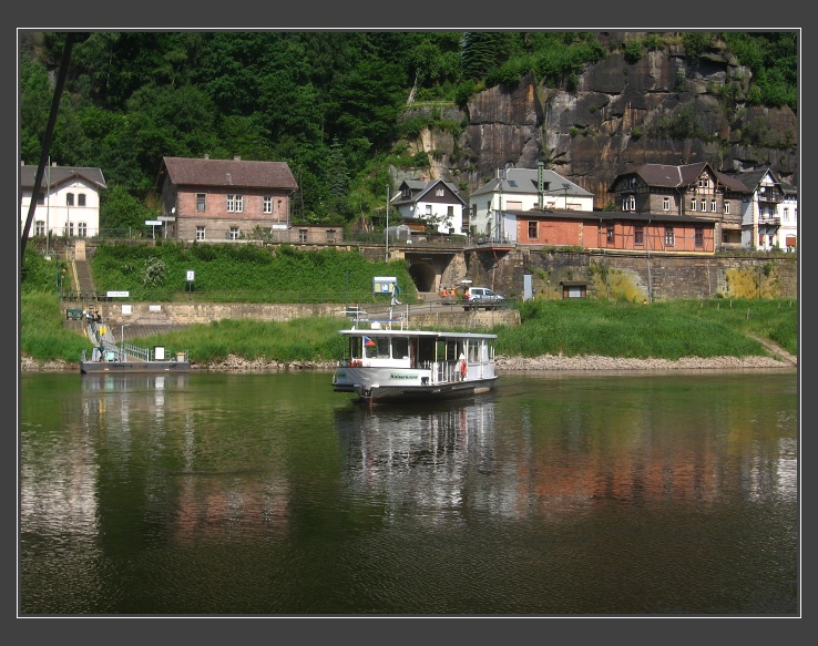 Hřensko, přívoz
