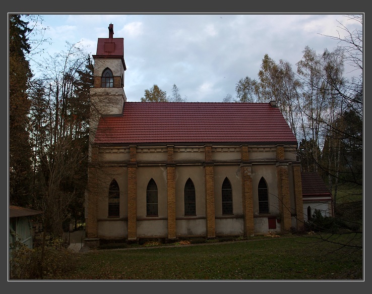 Rokole, kostel