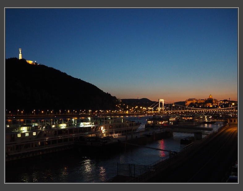 Budapešť