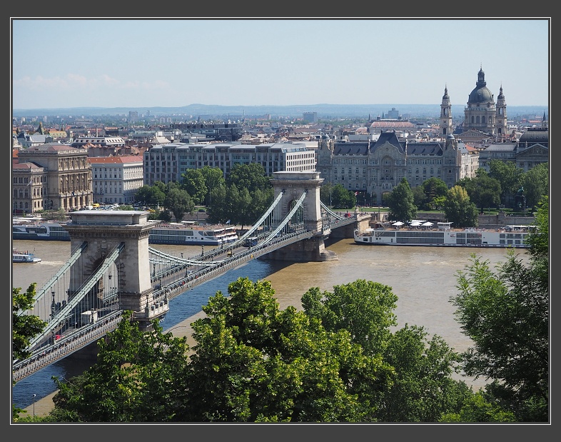 Budapešť