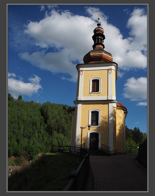 Farní kostel sv. Petra a Pavla ve Svojanově