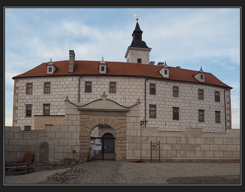 Jevišovice, zámek