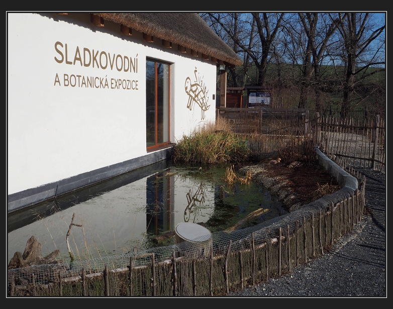 Modrá, areál Živá voda