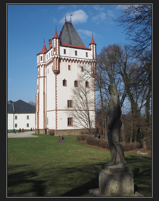 Hradec nad Moravicí, Bílá věž