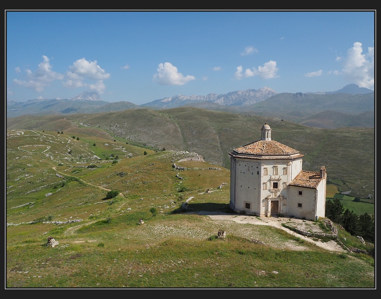 Gran Sasso, zřícenina Rocca di Calascio