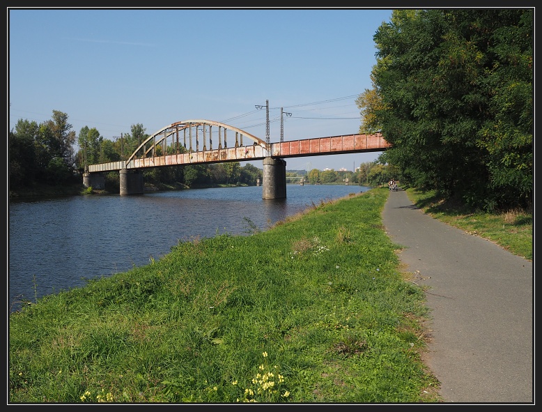 železniční most Chvatěruby