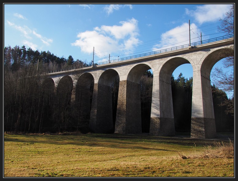 viadukt u Říkonína