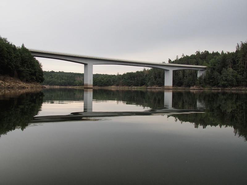 Dalešická přehrada, Stropešínský most