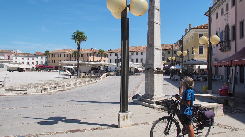 Palmanova, Piazza Grande