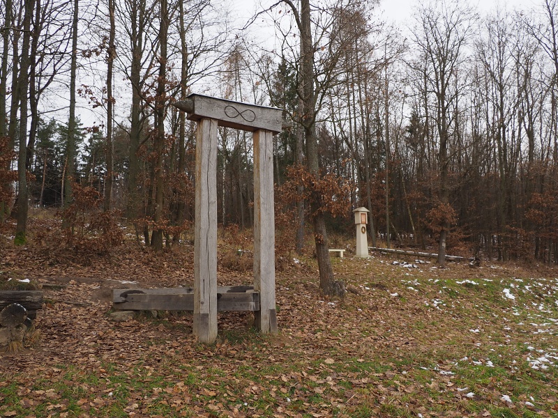 Nekonečno