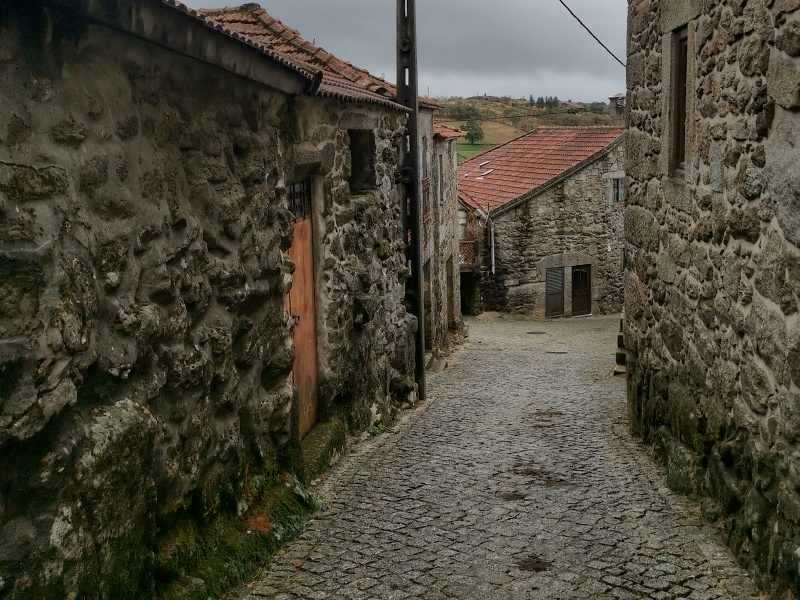 Pitões das Junias