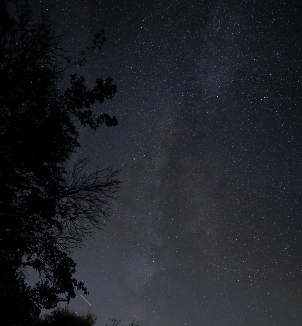 Mléčná dráha přes souhvězdí Orla