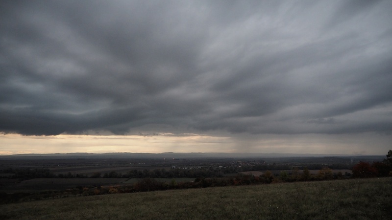 Dolnomoravský úval a Chřiby v pozadí