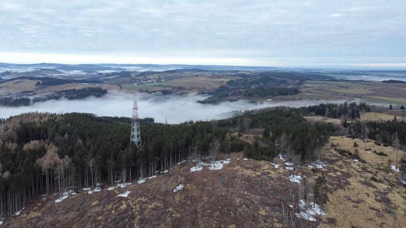 z Rovečného na rozhlednu Horní les