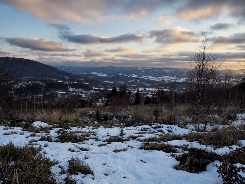 úbočím Kyčery a Myší hory