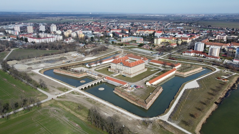 Holíč, zámek