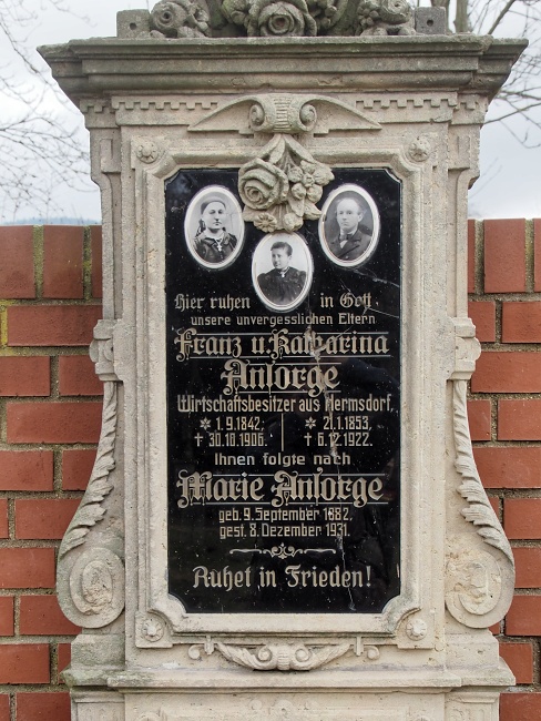 kostel Všech svatých v Heřmánkovicích