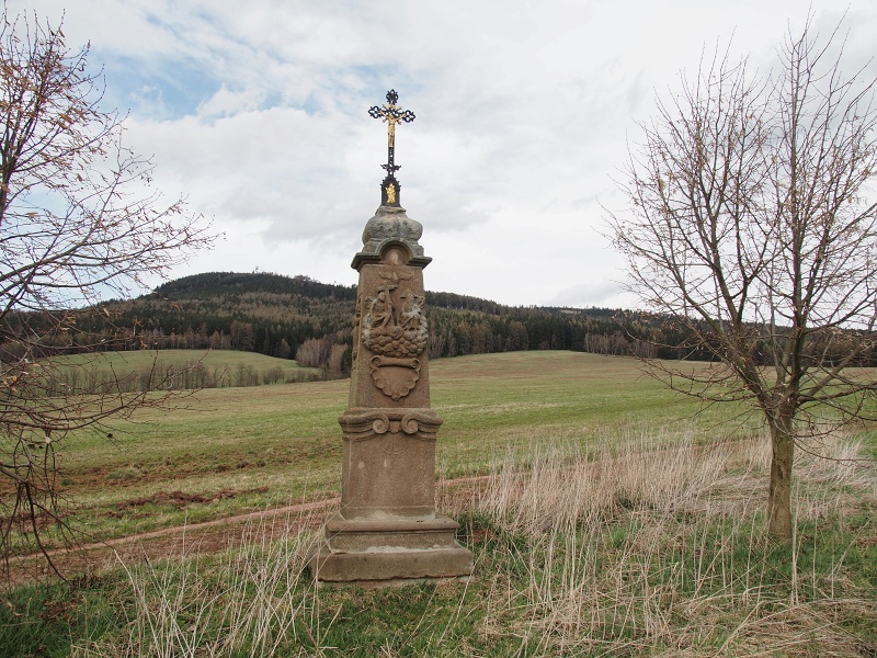 zkratkou po loukách nad Ruprechticem