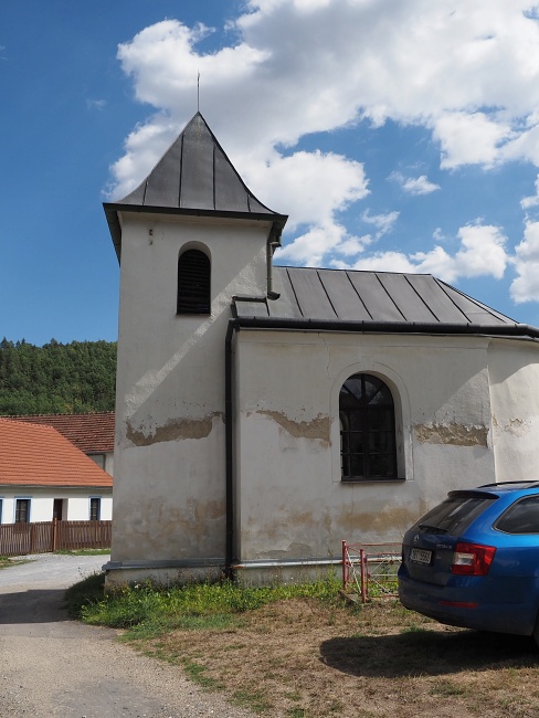 údolím Bílého potoka